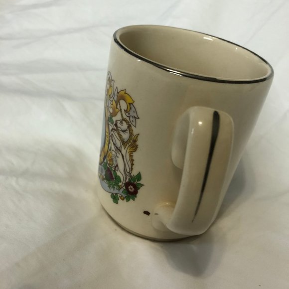 Vintage 1977 QEII Silver Jubilee Coffee Tea Mug - Picture 5 of 12